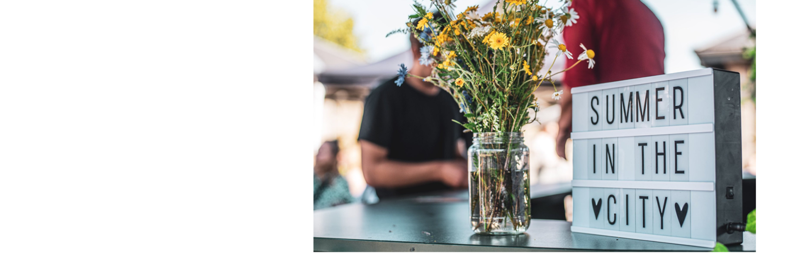 Buket blomster på en bar